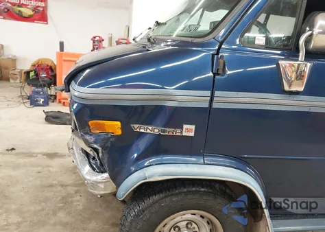 1995 GMC Rally Wagon / Van G2500 из США, поврежденный, VIN 1GDEG25K8SF512995